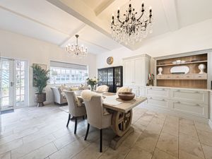 Photo 16- click for photo gallery